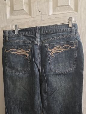 Metro 7 Women's Vintage Wash Boot Cut Jeans with Tan Leather Pocket Embroidery